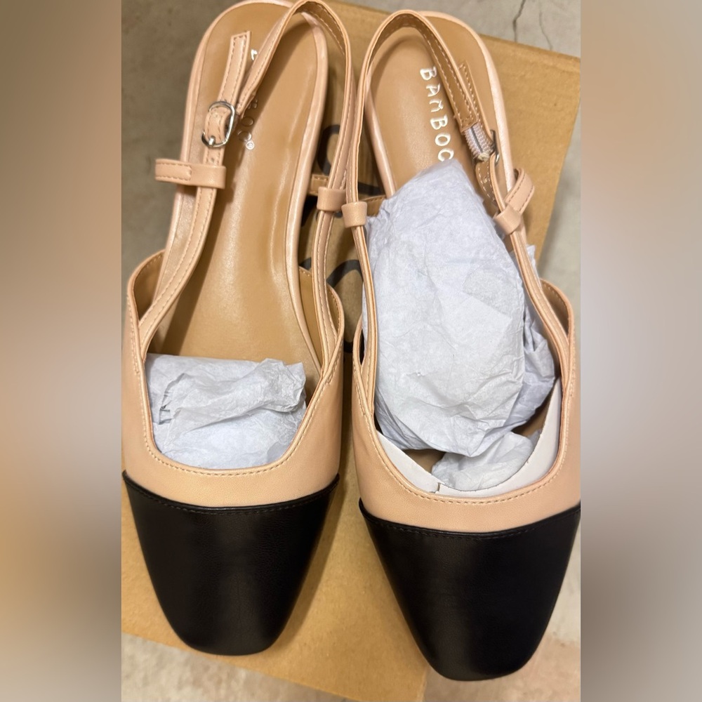 BAMBOO Cream and Black Loafers with sling-back